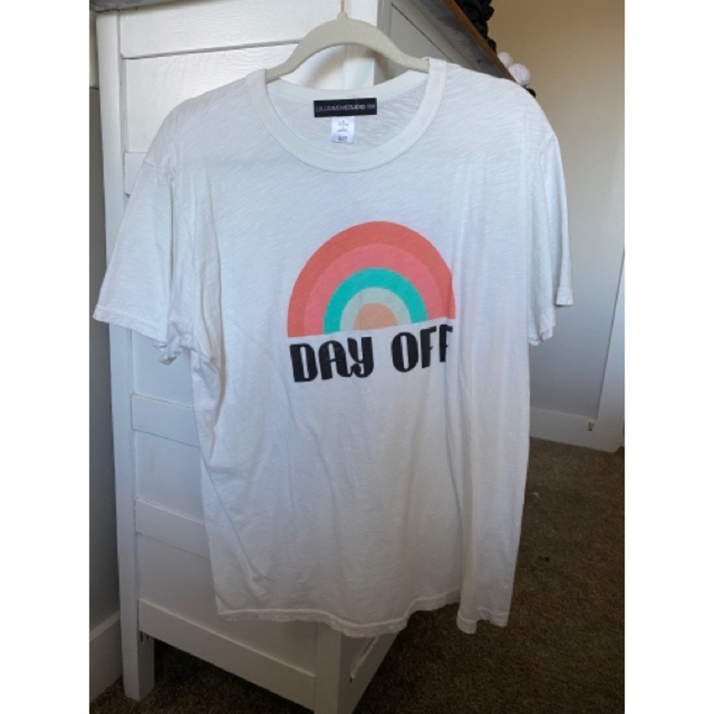 VICI dolls Day off tee